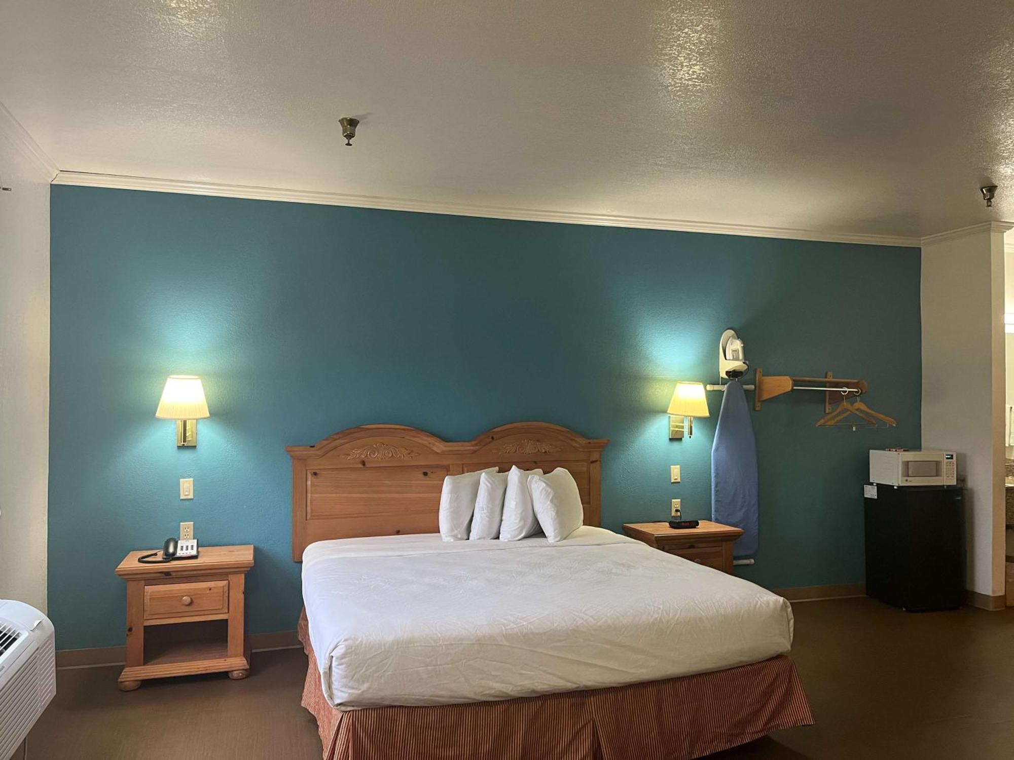 Motel 6 Portland, In Exterior photo