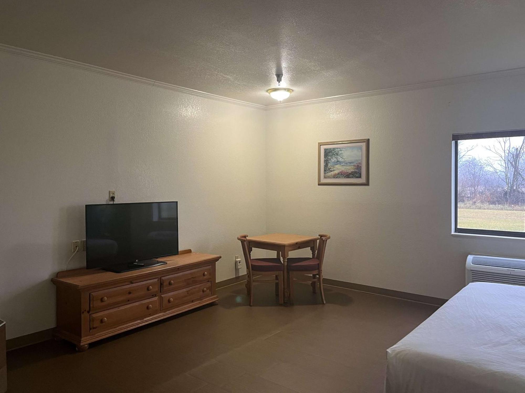 Motel 6 Portland, In Exterior photo