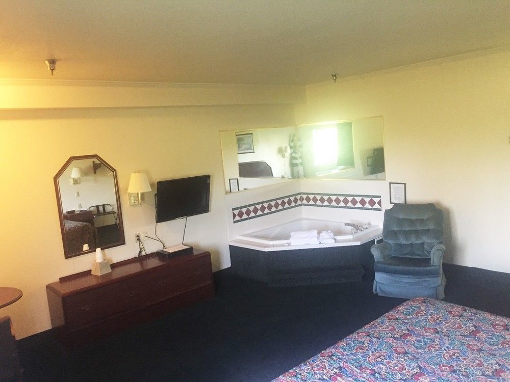 Motel 6 Portland, In Exterior photo